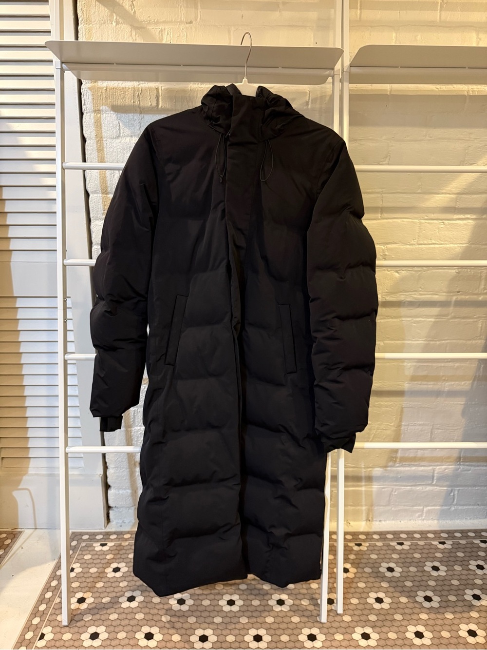 Aritzia - TNA Powder Dri Parka - Black - Small